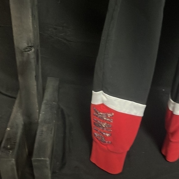 Pink- black and red joggings pants with pockets - Picture 5 of 7